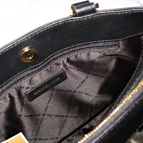 SOLD!!!Michael Kors Florence Satchel - Picture 9 of 9